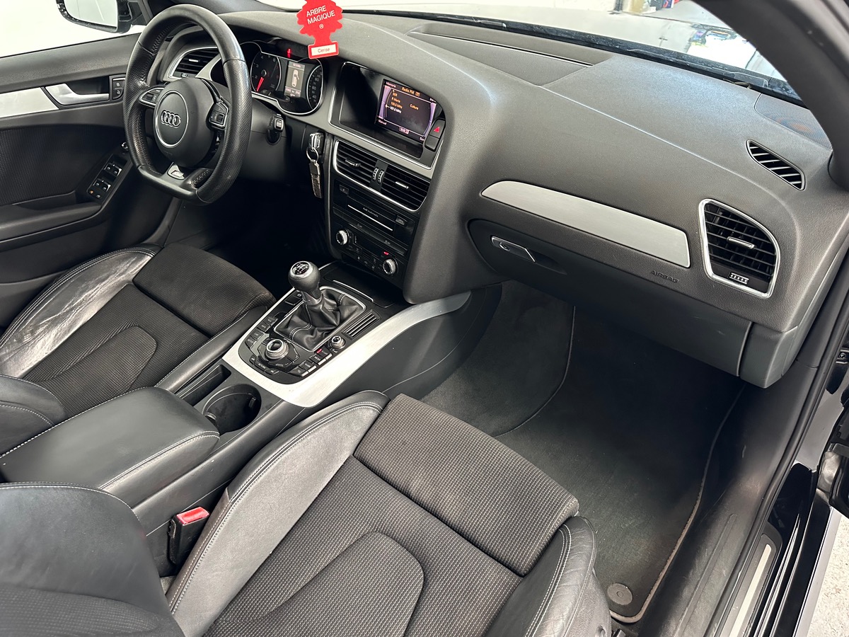 Audi A4 AVANT 1.8 TFSI 170 S LINE