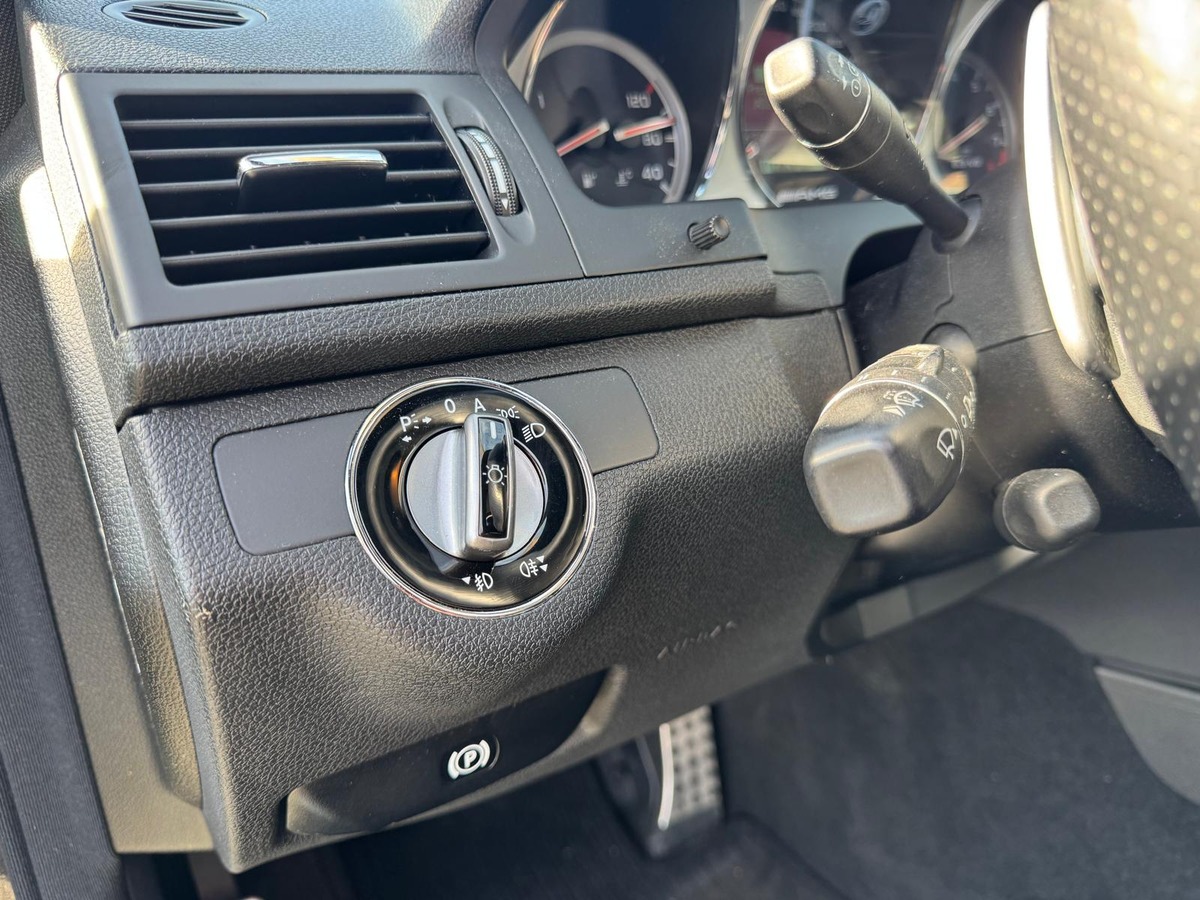 Mercedes-Benz Classe C 63 AMG 6.3 457cv Avantgarde BVA7- Suivi complet