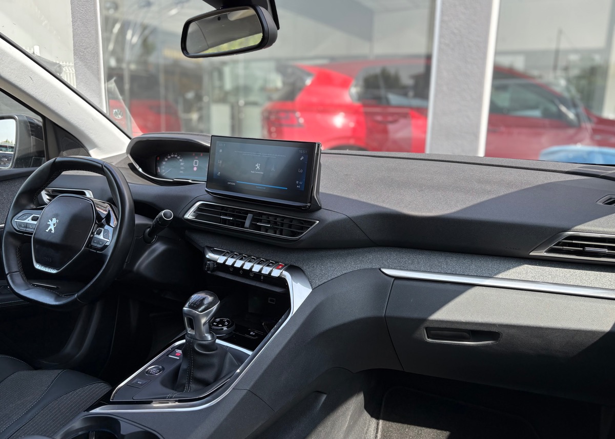 Peugeot 3008 1.5 BlueHDi 130 S&S