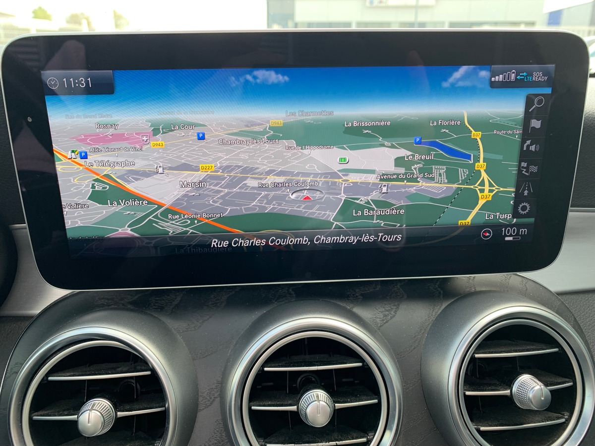 Mercedes-Benz Classe C Cabriolet 194 ch | AMG Line | Siéges électriques chauffants | Caméra de recul