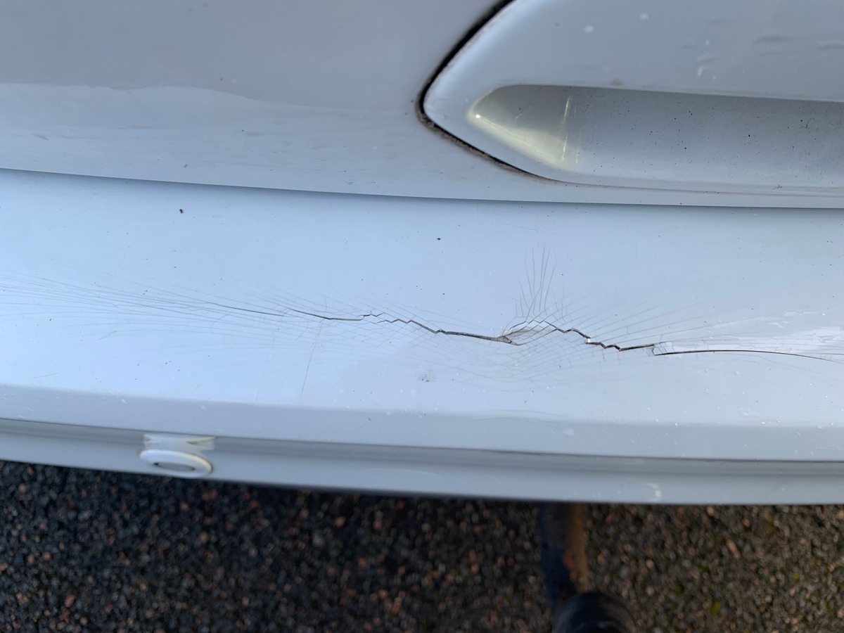 Ford Kuga 140 | TREND | Radar de stationnement avant arriére | Attelage | Climaisation | Jantes 17''