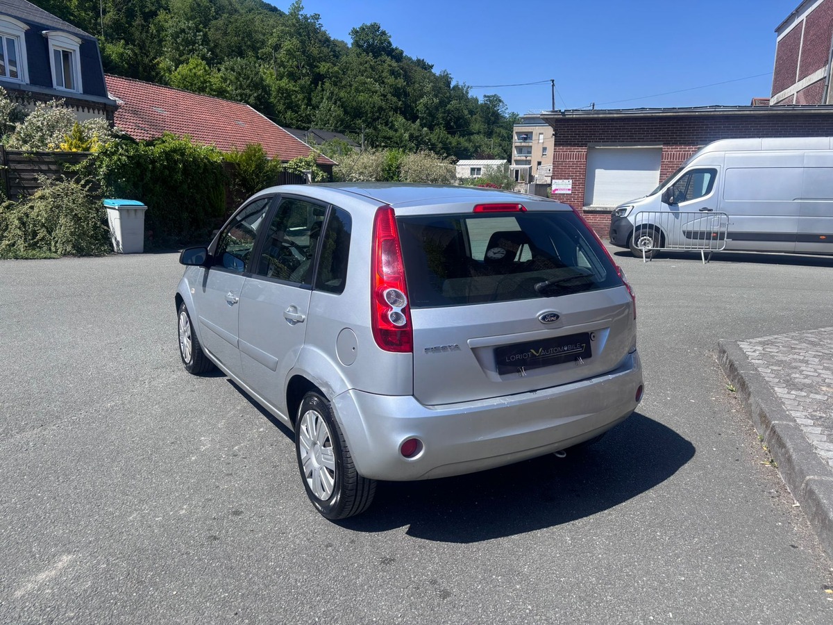 Ford Fiesta V 1.25 60 TREND 5P - Révisée - Garantie