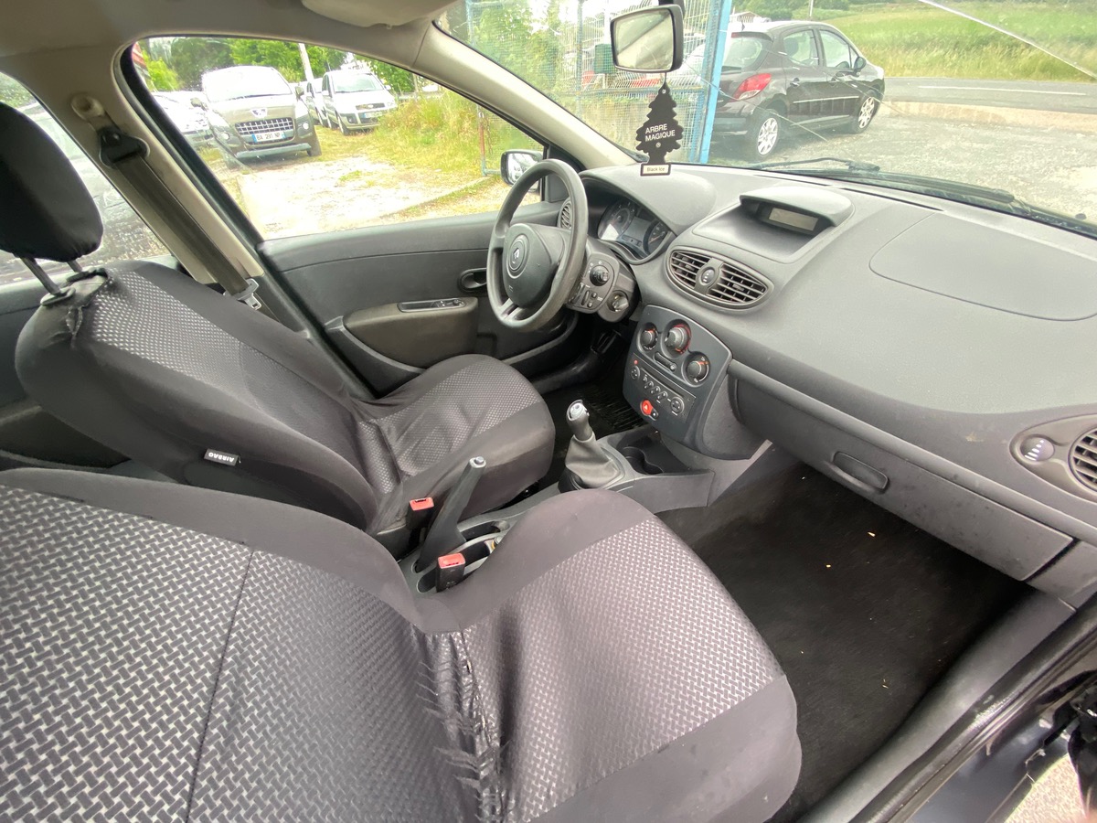 RENAULT Clio 1.5 dci 70cv 247071km