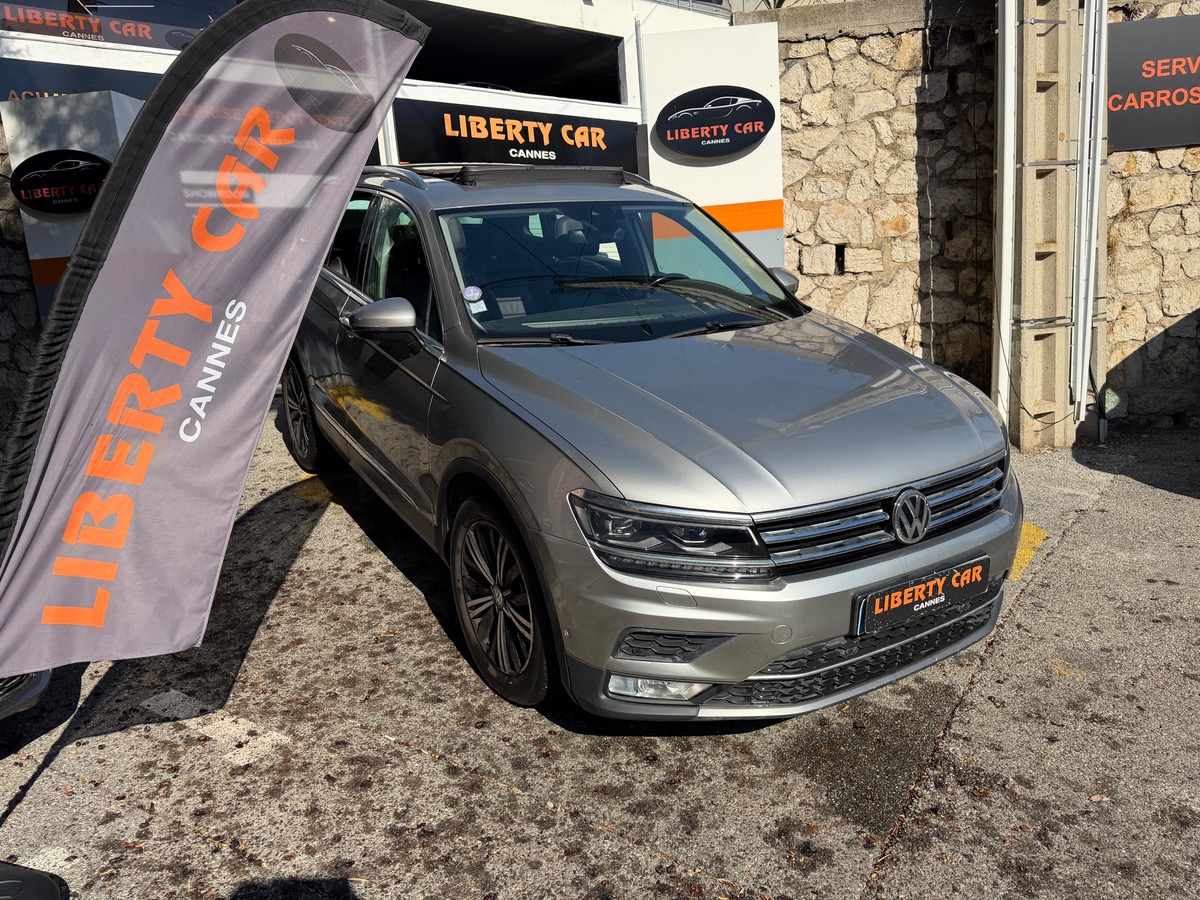 Volkswagen Tiguan 1.4 TSI 150 CV / Carat / Toit Ouvrant / Caméra /Virtual/  Voyant SOS