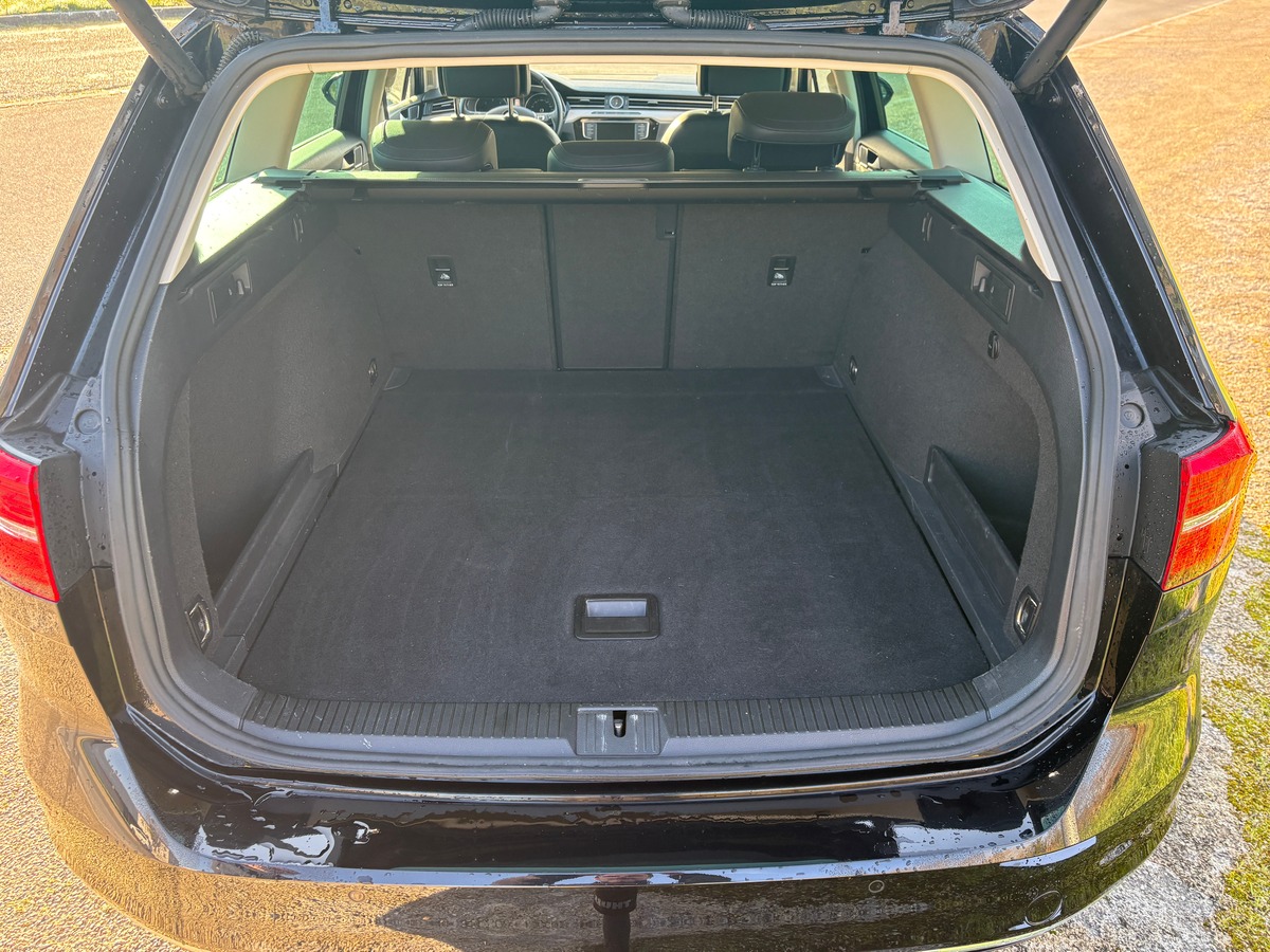 Volkswagen Passat Break 1.6 TDI 120 ch – Finition Carat