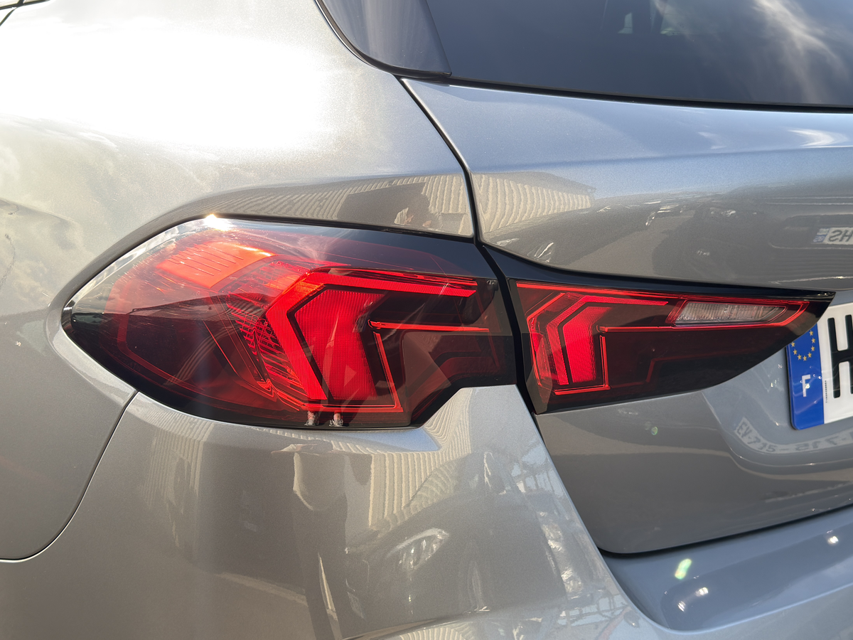 Bmw Série 1 120 iA Msport / Toit panoramique / Attelage / CarPlay / Caméra de recul