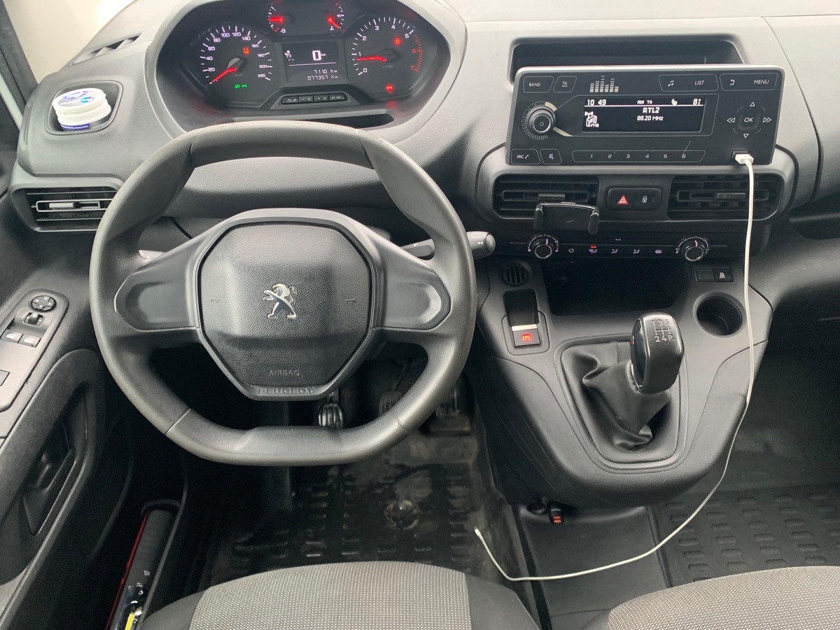 Peugeot Partner 100 ch | PREMIUM | Régulateur de vitesse | Radar de recul | Climatisation | 3 places