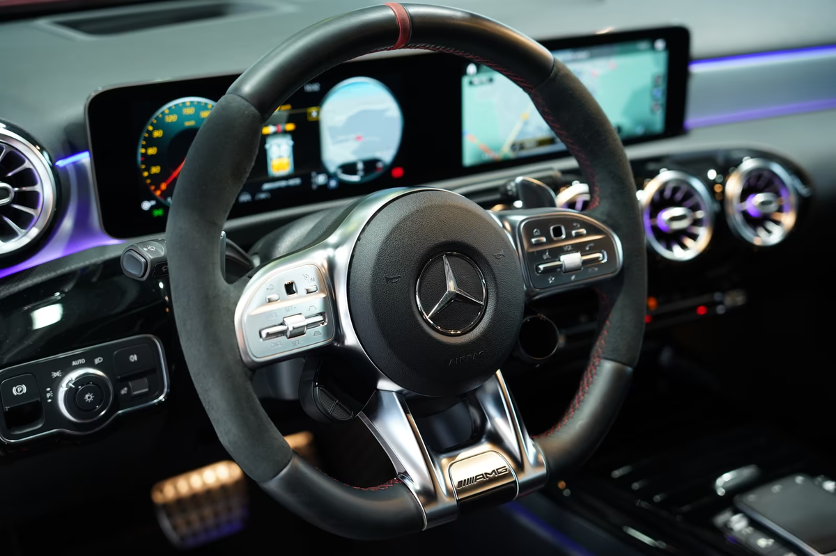 Mercedes-Benz Classe A 45 AMG 421ch S 4Matic+ 8G-DCT Speedshift AMG/Burmester/Caméra