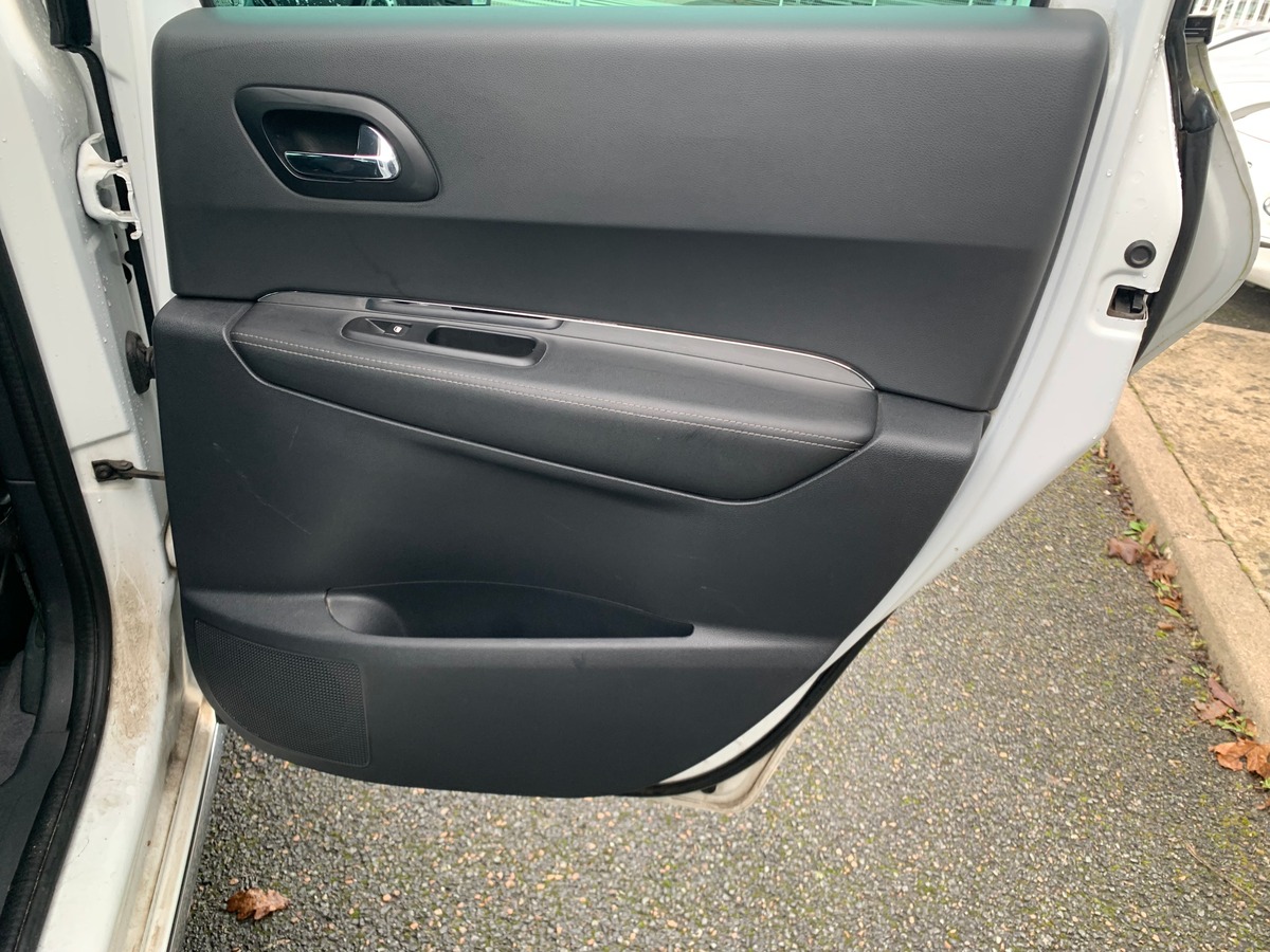 Peugeot 3008 200 ch | 2.0 e-HDi HYbrid4 Pack ETG6 + Electric | GPS | Bluetooth | Régulateur vitesse