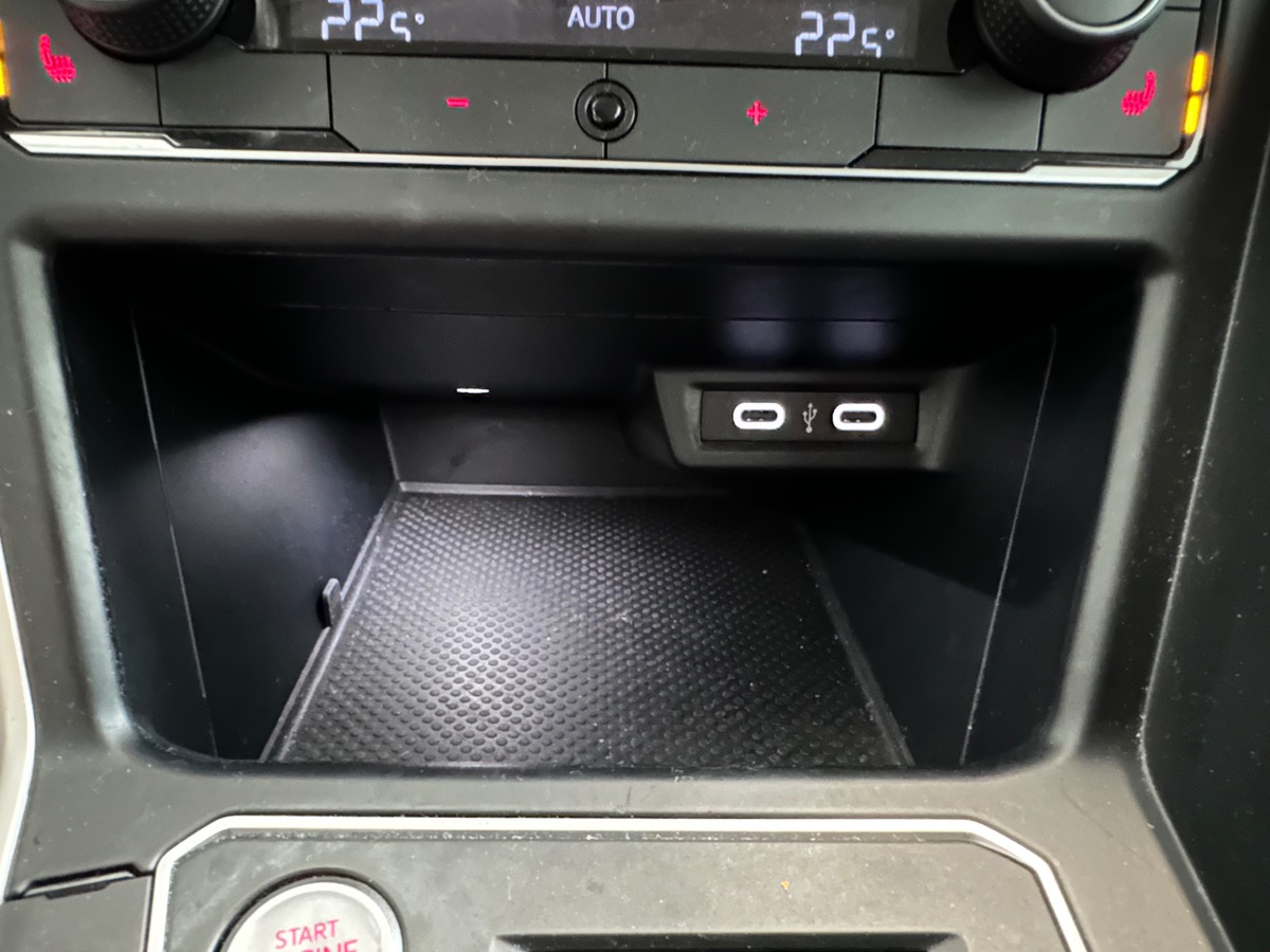 Volkswagen Polo VI 1.0 TSI 95 5CV CARAT DSG7