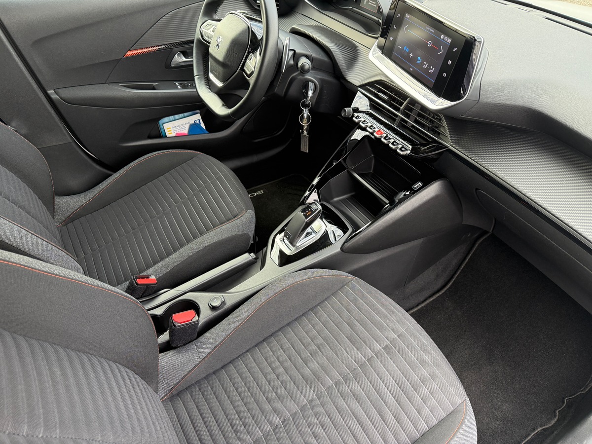 Peugeot 208 II 5 Portes 1.2 PureTech EAT8 S&S 100 cv, Suivi COMPLET
