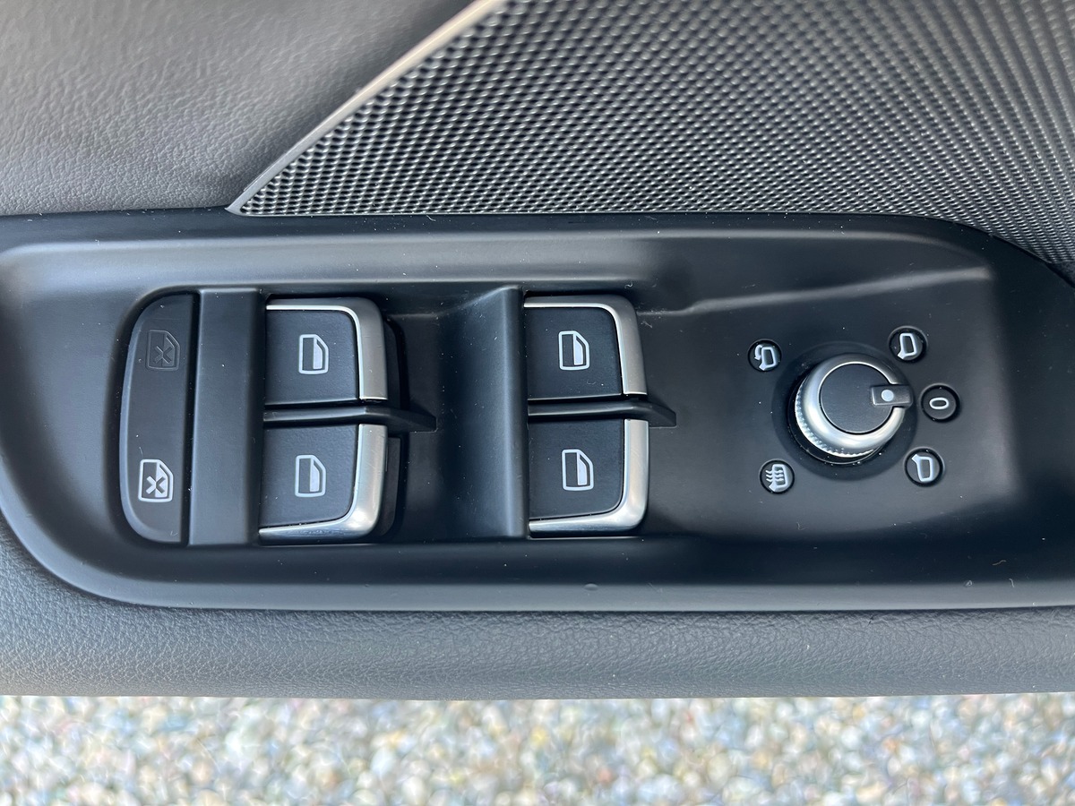 Audi A3 Berline 1.4 TFSI 150ch STRONIC 7 AMBITION LUXE, SUIVI COMPLET AUDI, TOIT OUVRANT, GPS, RADAR