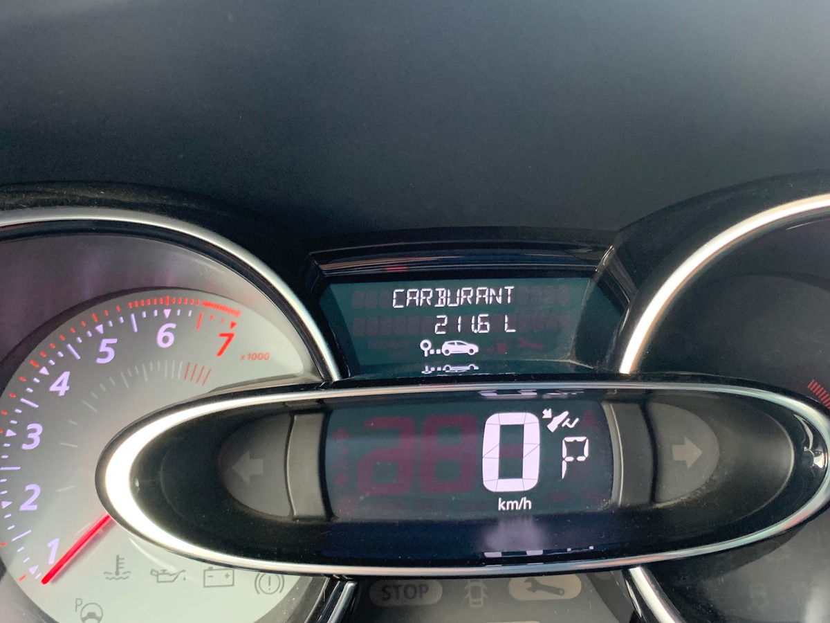 RENAULT Clio IV RS TROPHY | Caméra de recul | Stage 1 | Régulateur | GPS | Echappement Akrapovic