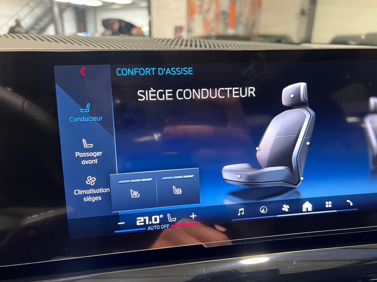 Bmw i5 M60 XDRIVE40 601 BERLINE - 990KM NEUVE / TVA RECUPERABLE g