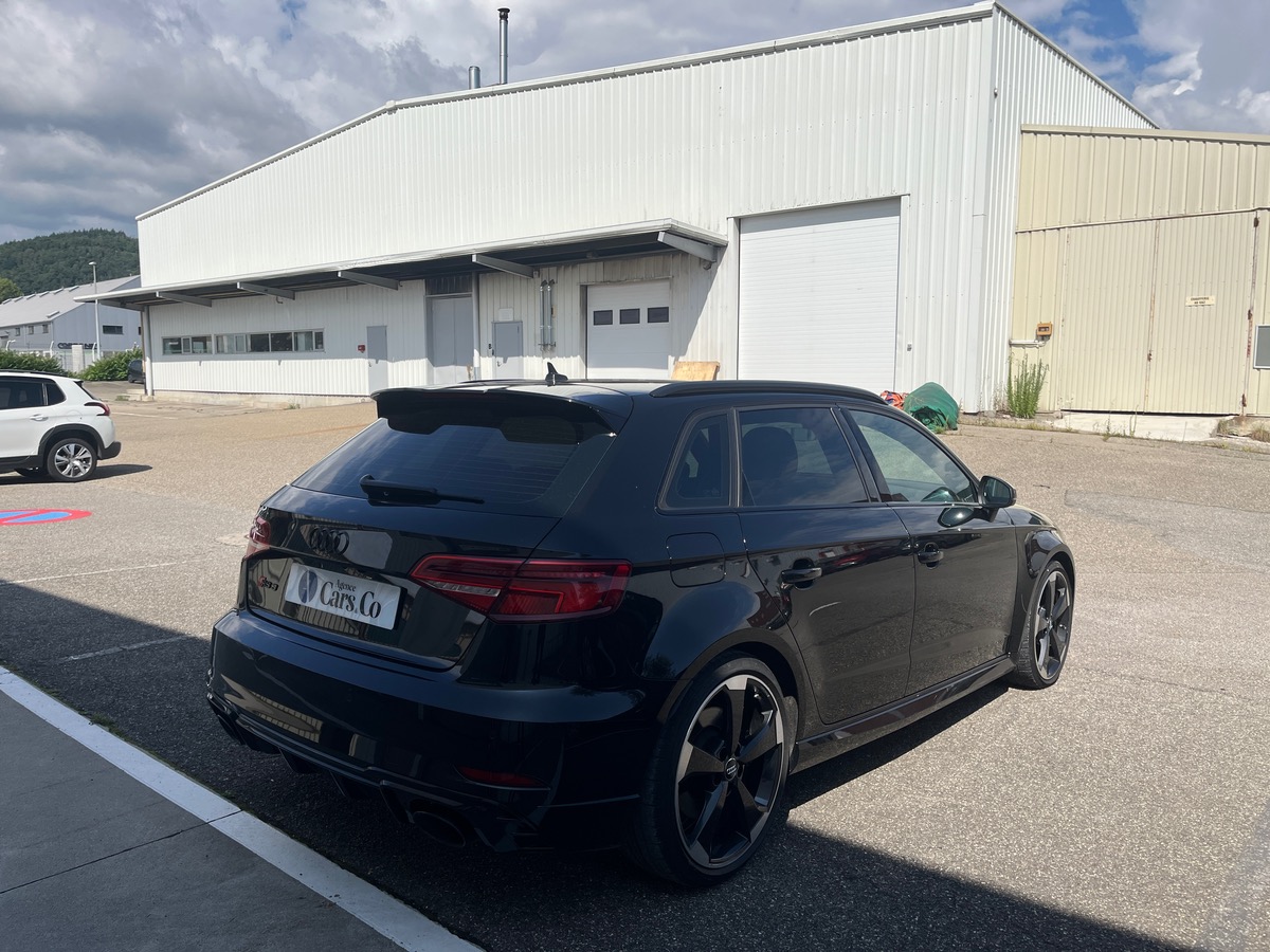 Audi RS3 SPORTBACK 2.5 TFSI 400 QUATTRO S TRONIC, Suivi complet, Toit panoramique, Matrix LED, B&O