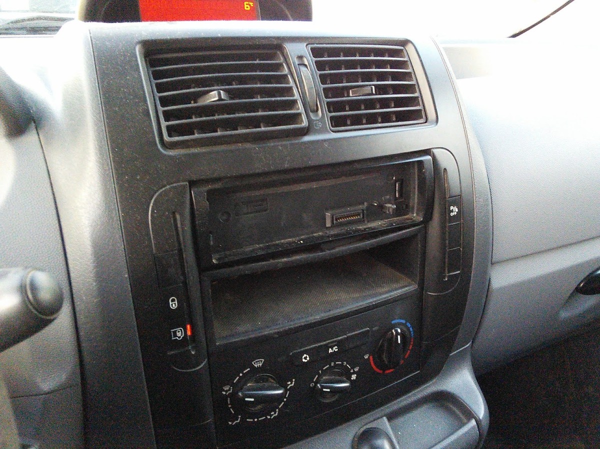 Peugeot Expert Fg II VUL 227 1.6 HDi  Fourgon court 90 CV