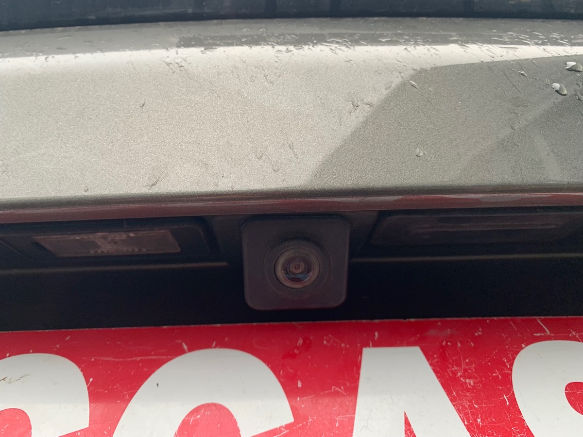 Peugeot 3008 130 ch | Allure business | Mirror link | Caméra recul | Coffre assisté électriquement