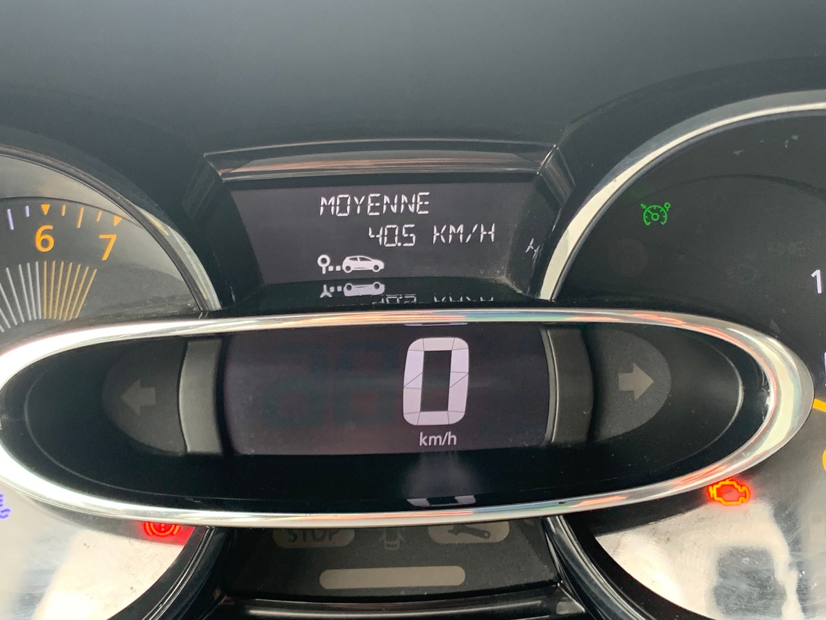RENAULT Clio IV 75 ch | Régulateur de vitesse | Bluetooth | Kit de distribution changé chez RENAULT