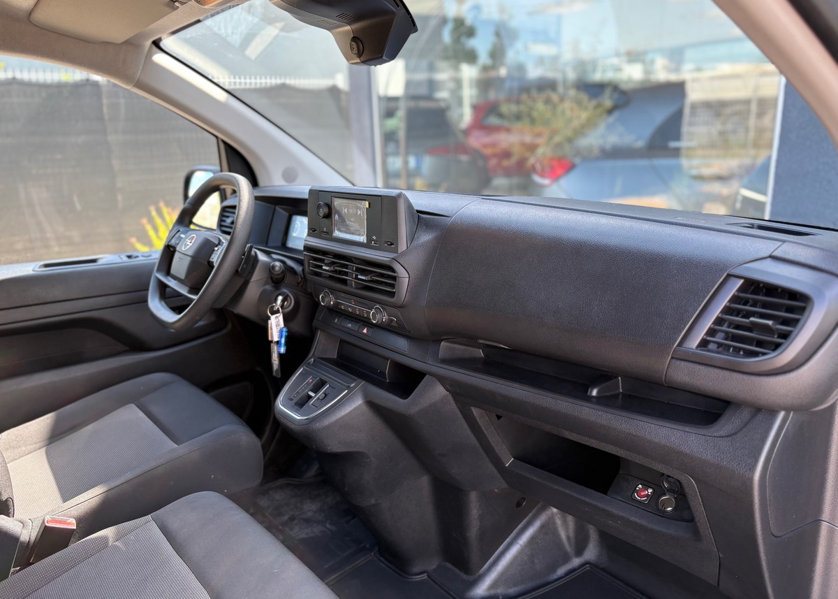 Opel Vivaro Fourgon Taille M BlueHDi 180 S S EA