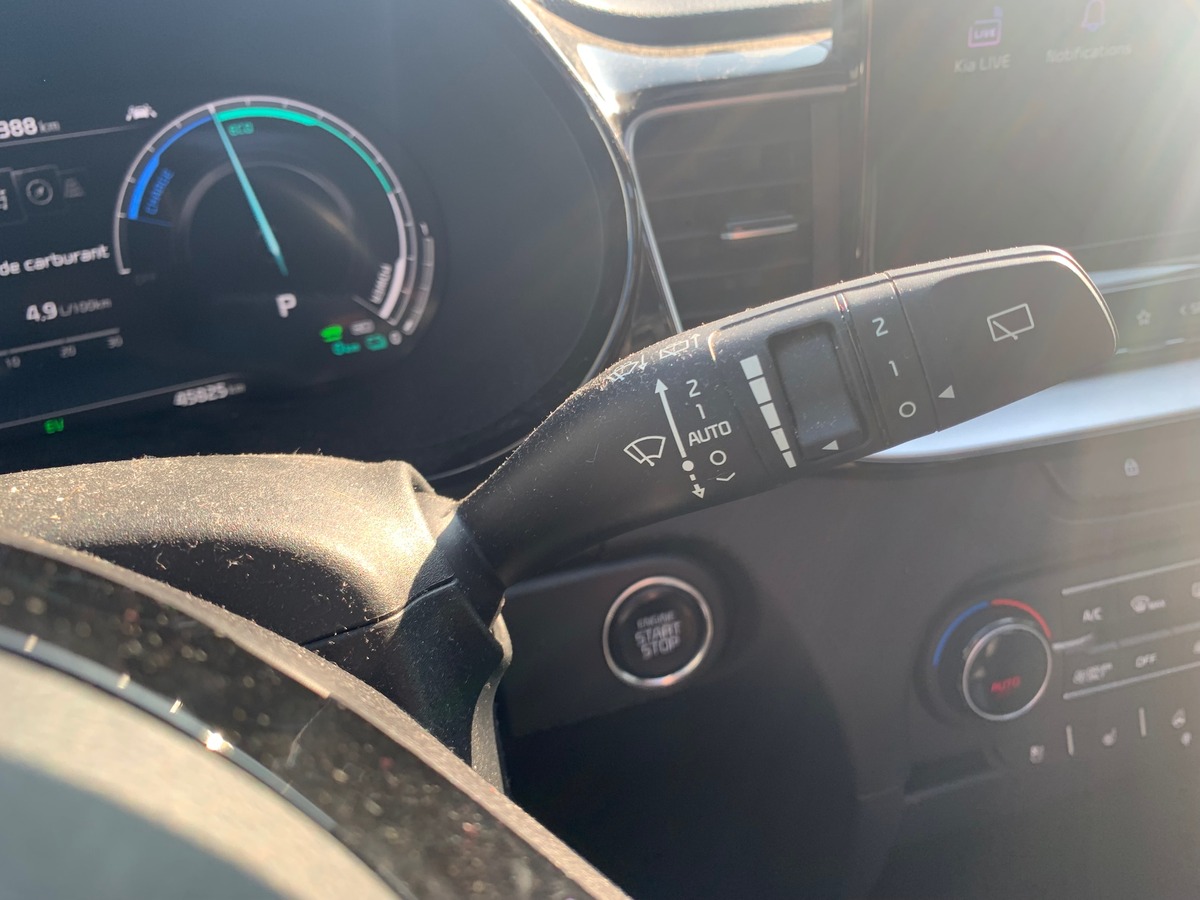 Kia XCeed 141 |Premium | Toit ouvrant | Siéges chauffants climatisés | Caméra recul | Apple car Play