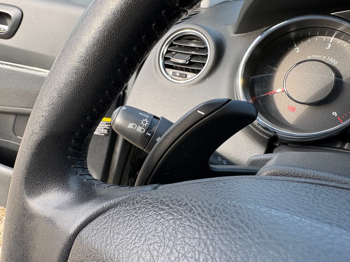 Peugeot 3008 1.6 hdi - 115CH - 6CV