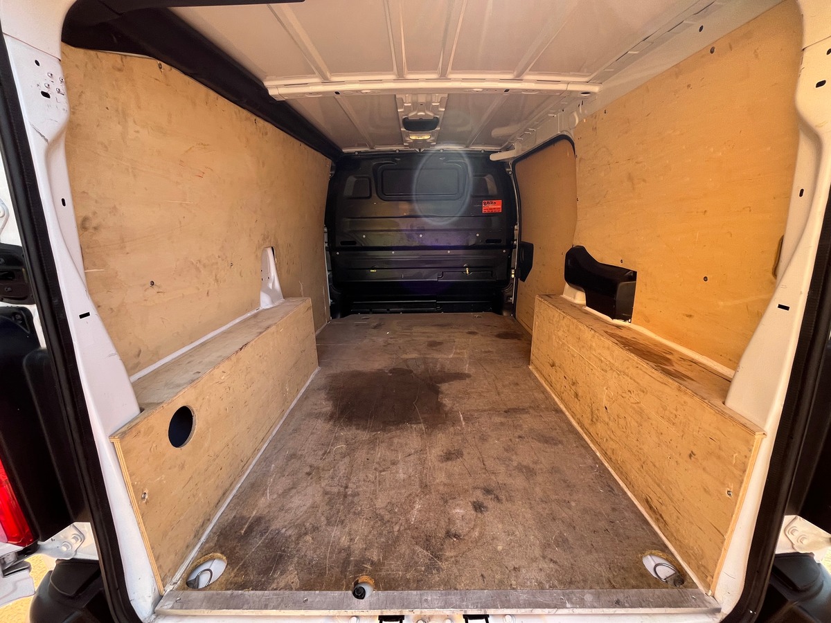 Citroën Jumpy III M 2.0 BlueHDi EAT8 180 DRIVER