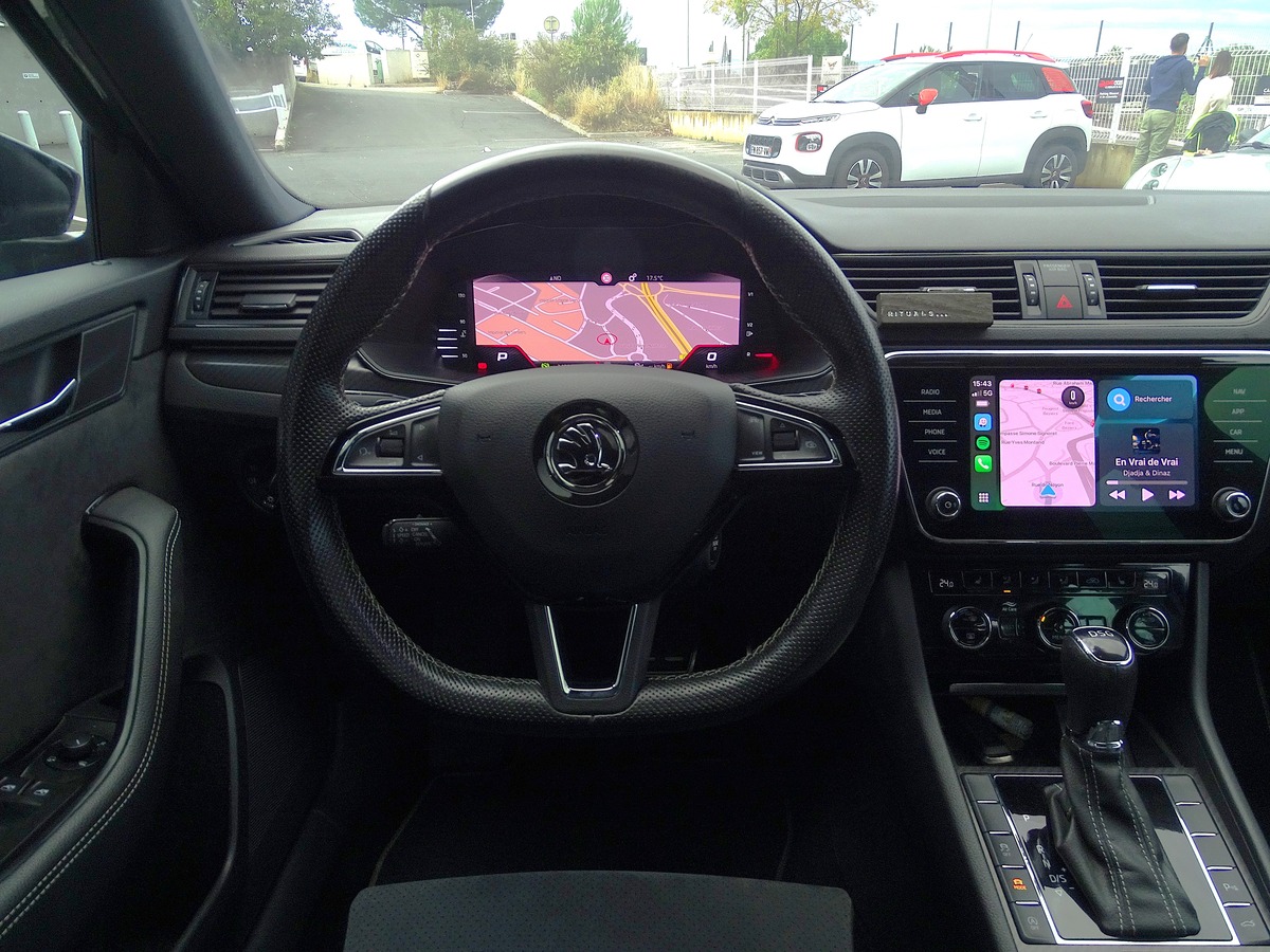 Skoda Superb III (2) COMBI 2.0 TDI 190 SCR SPORTLINE DSG7