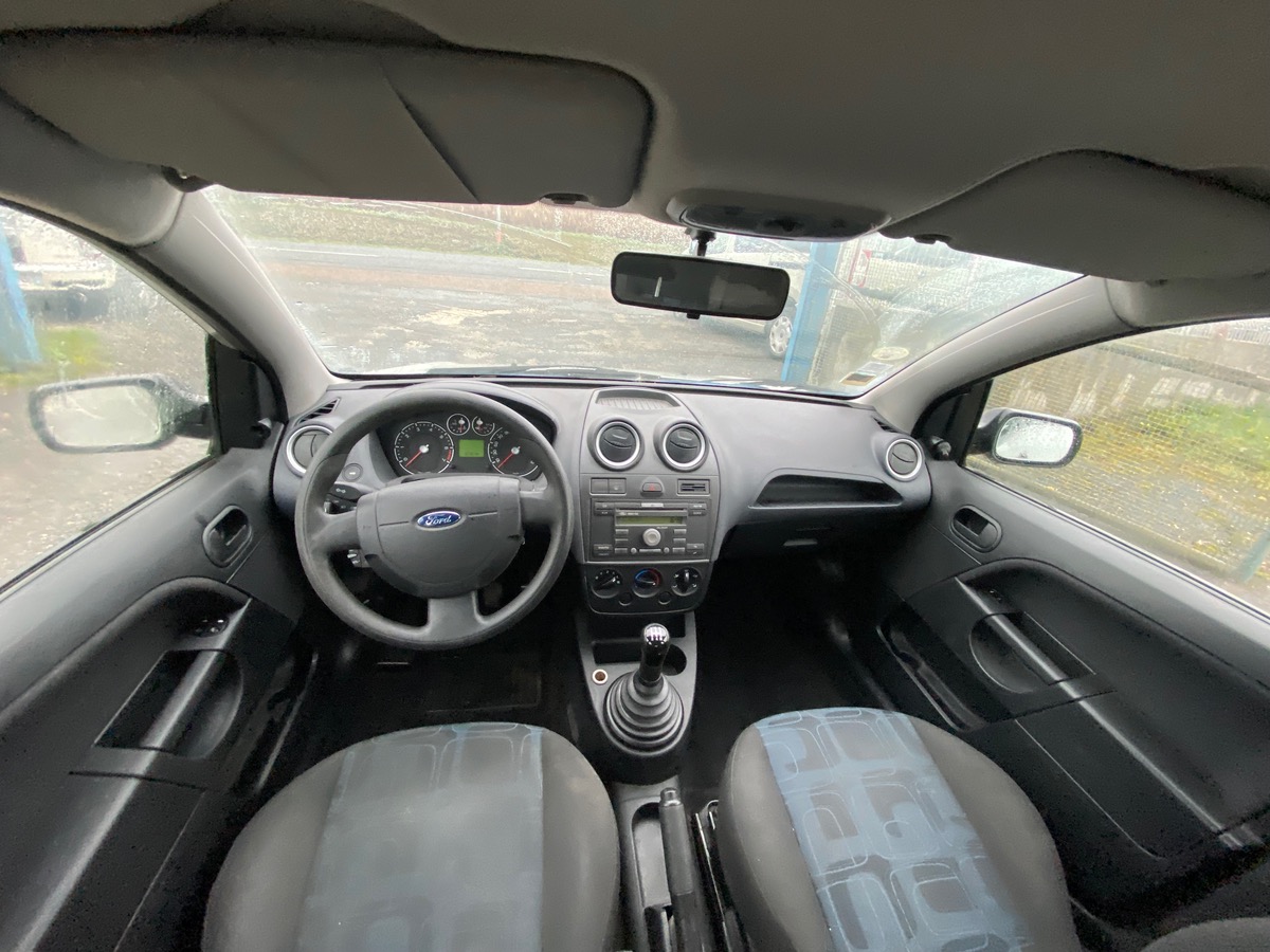 Ford Fiesta 1.3 70cv 126000km