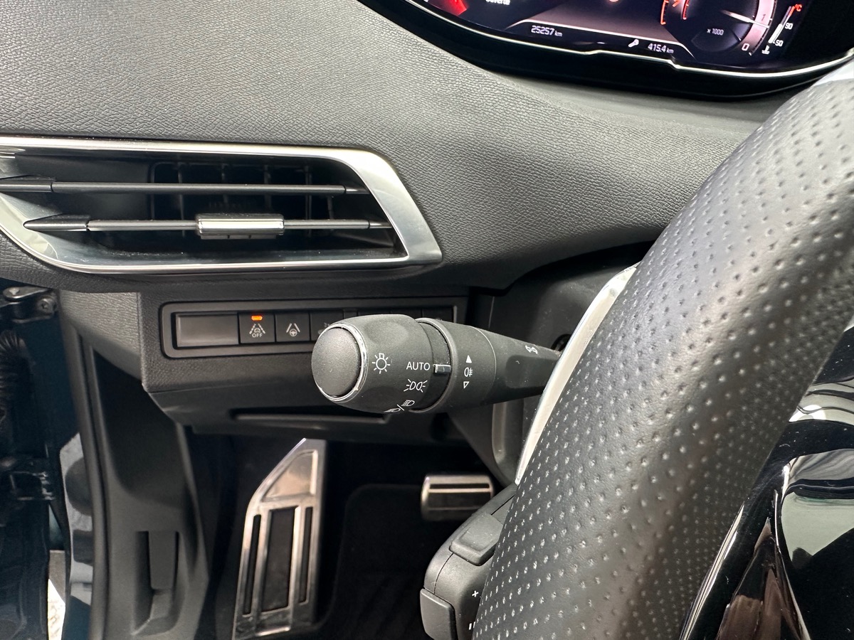 Peugeot 3008 1.6 PureTech 180ch S&S GT Pack EAT8