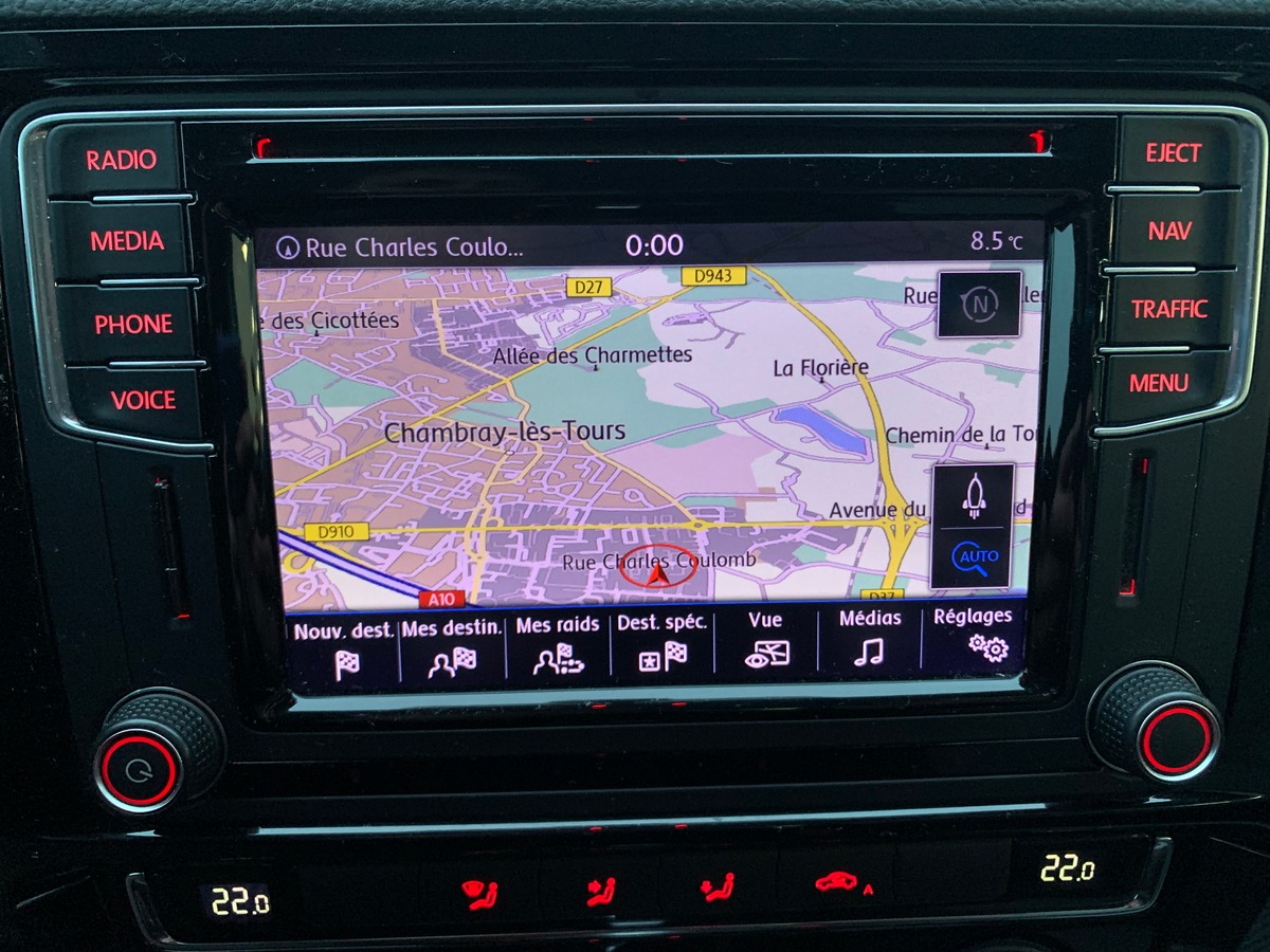 Volkswagen Jetta 170 ch | Carat | Régulateur vitesse | Radars stationnement | GPS | Kit mains libres