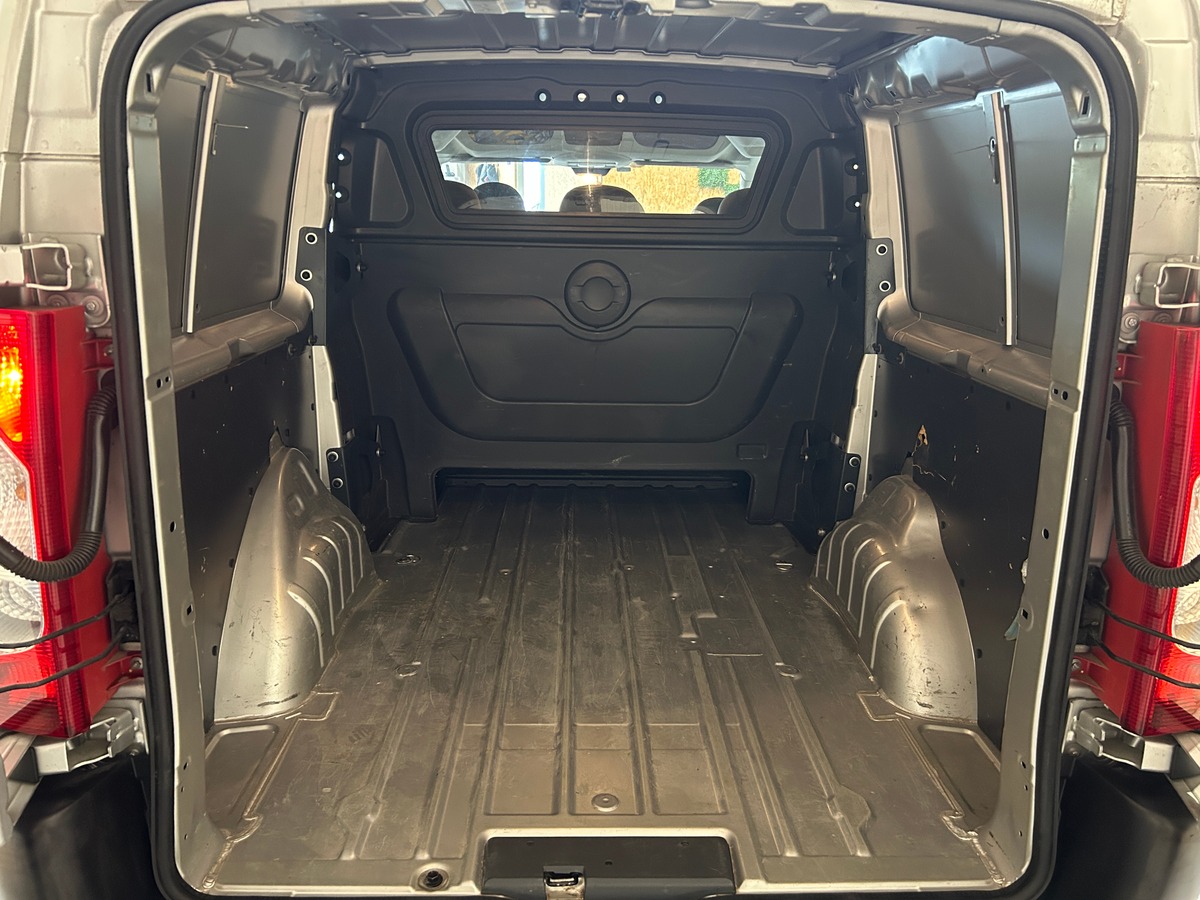 Peugeot Expert L2H1 2.0 HDi 6 PLACES 128 cv - Garantie