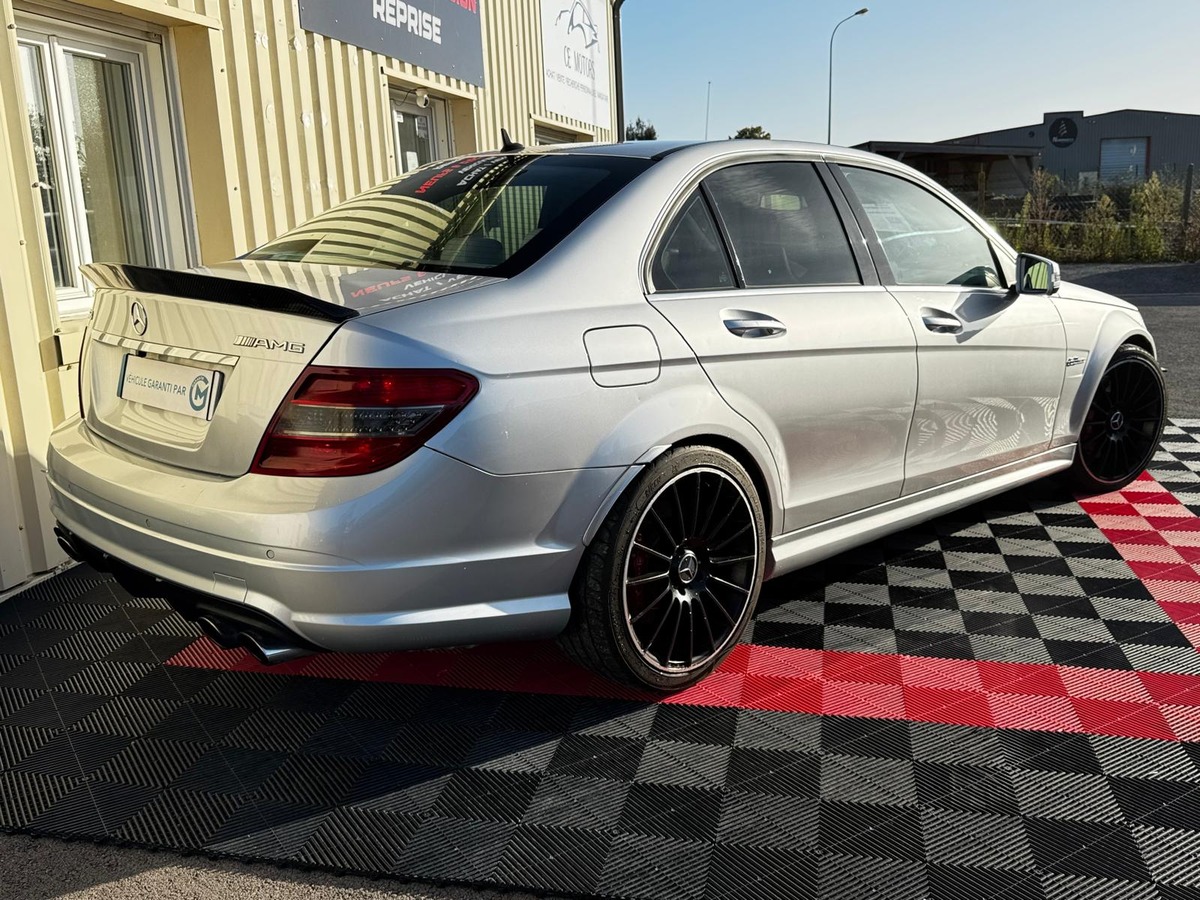 MERCEDES CLASSE C 63 AMG  Pack PP