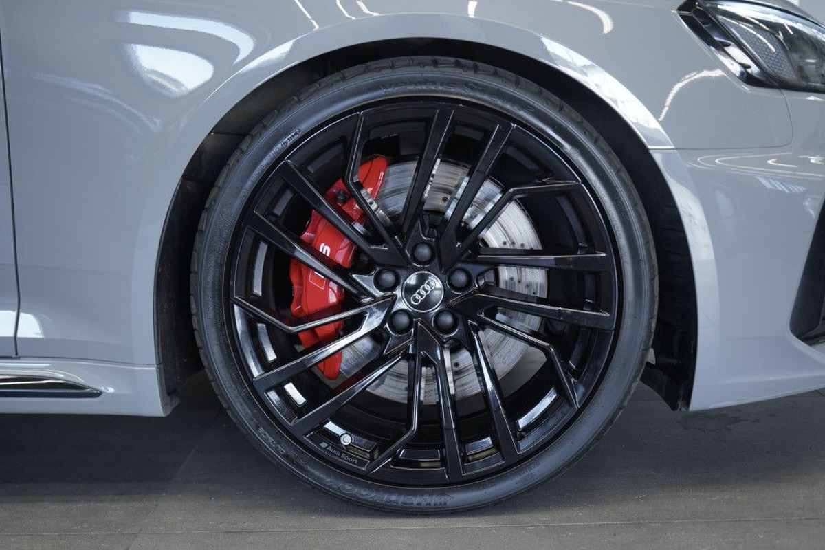 Audi RS4 Avant V 2.9 V6 TFSI 450ch quattro tiptronic 8/Gris Nardo/B&O/VO Allemand/Malus 12400e