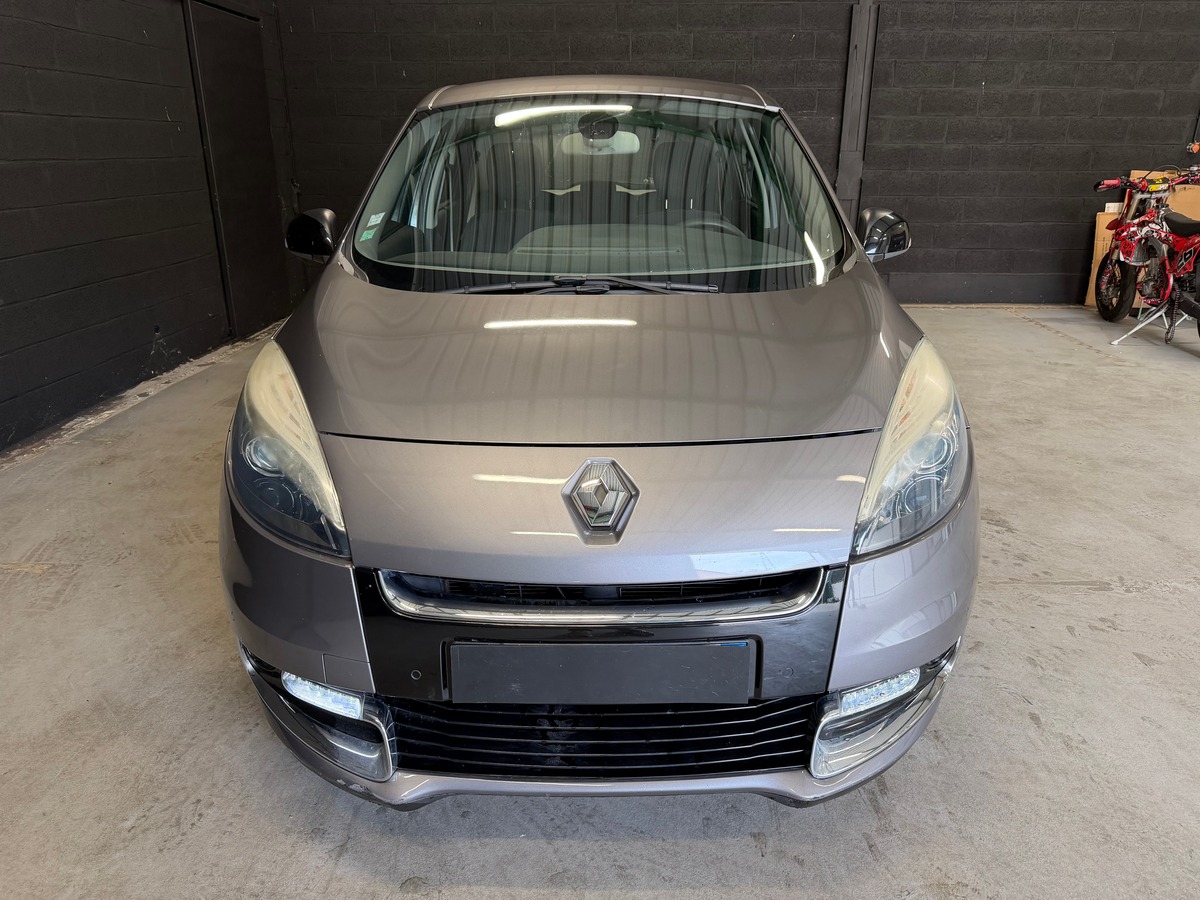 RENAULT Megane Scenic 1.9 dci EDC Bose 1ere Main / Kit distribution Ok