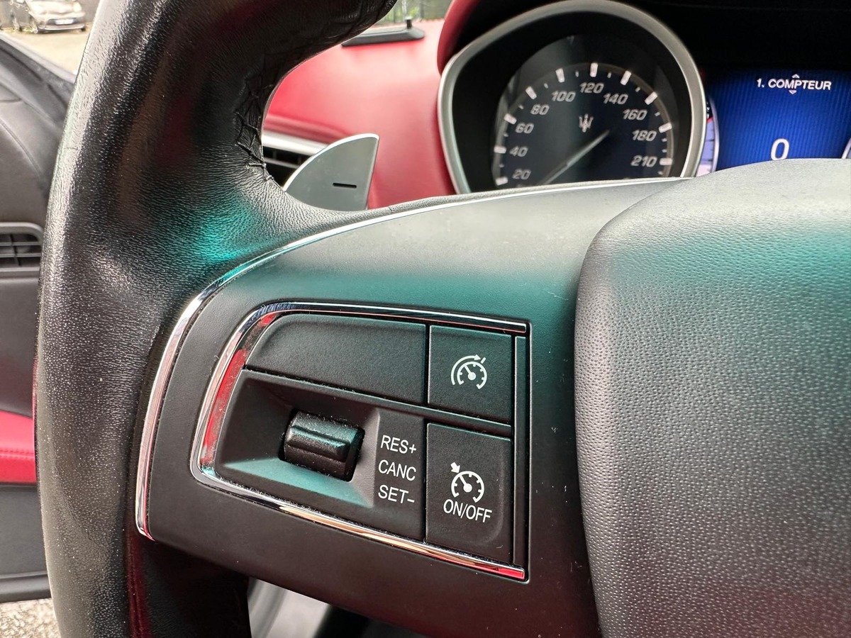 Maserati Ghibli 3.0 V6 diesel 275CV