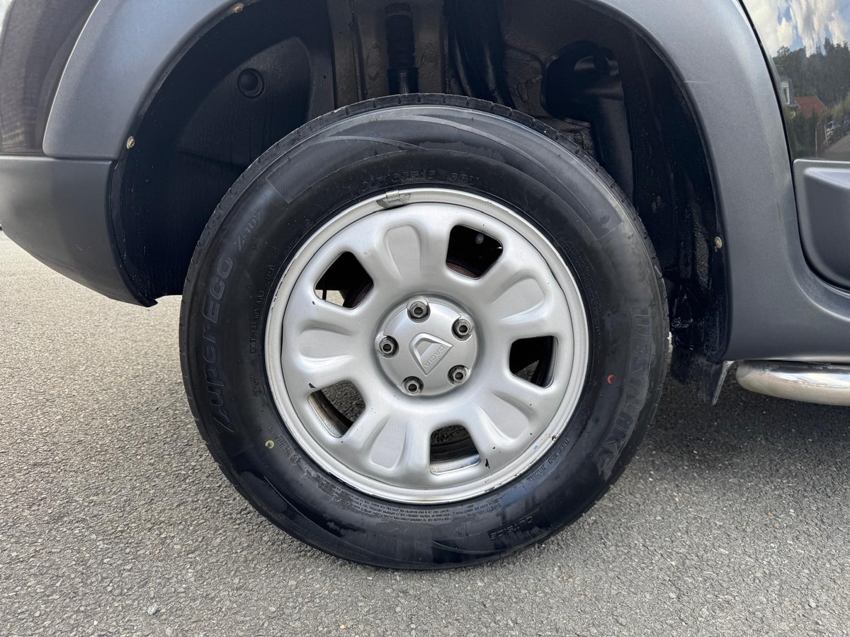 Dacia Duster 1.6 16V Bioéthanol 105cv 4X2 Lauréate - moteur à chaine - Garantie