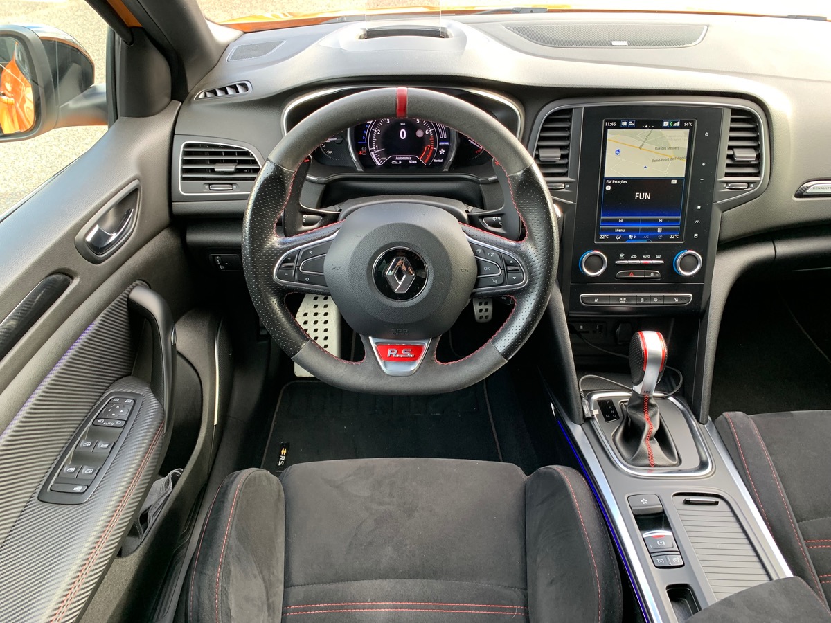 RENAULT Megane 280 ch | RS | JA 19" Interlagos diamantées | Affichage tête haute | GPS