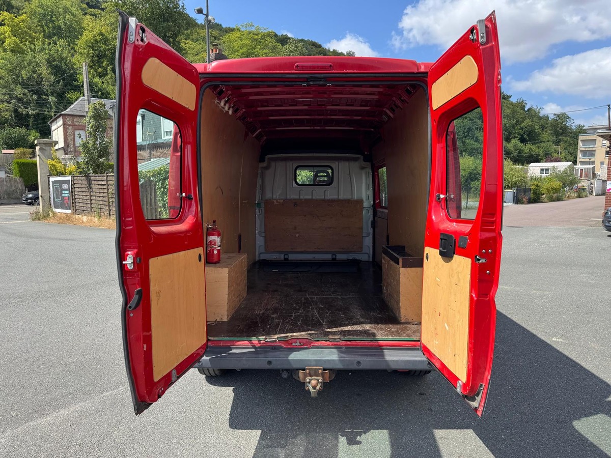 Peugeot Boxer II 3.0 HDI 180cv pack clim L3H2 vitré - Deuxième main - Boite manuelle