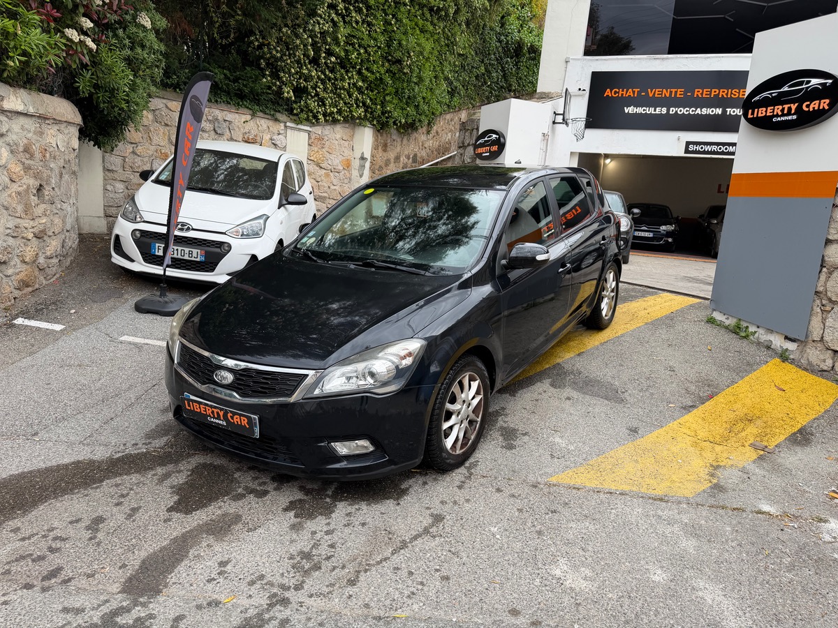 Kia Ceed 1.6 CRDI 115 CV / Clim / Jantes / Phase 2