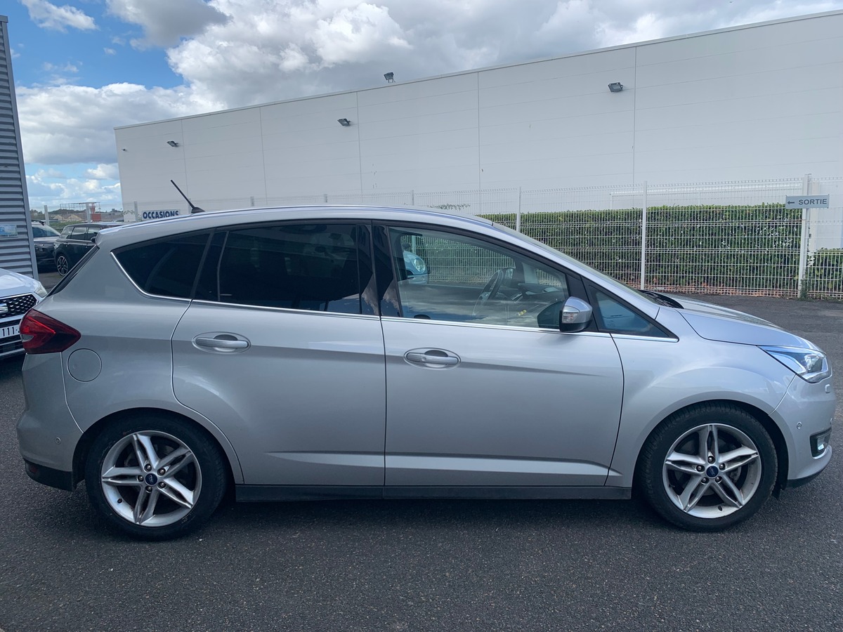 Ford C-max 170 chevaux | Titanium | Radar avant et arrière | Sièges chauffants | Apple car play