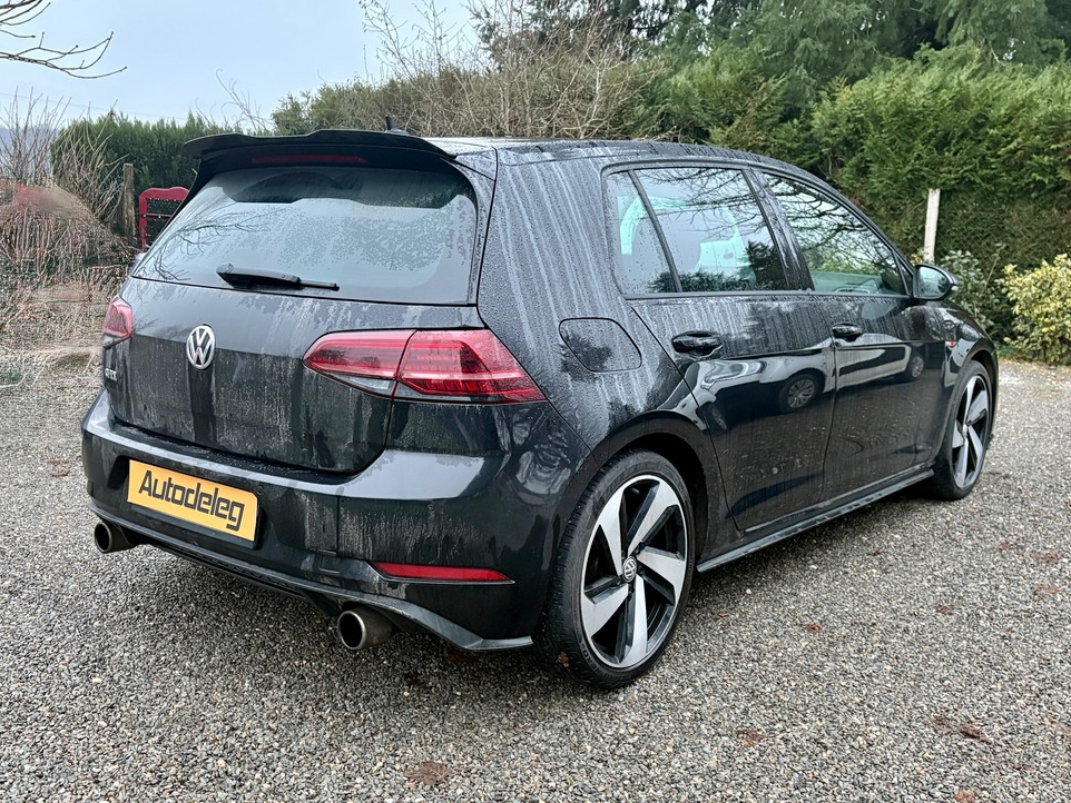 Volkswagen Golf 7 GTI 230CH Perfomance