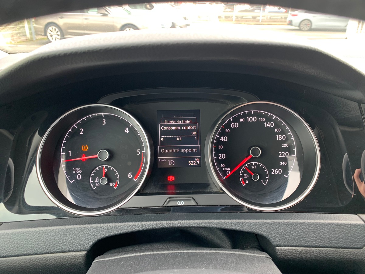 Volkswagen Golf 105 ch | Régulateur vitesse | Radar de stationnement avant arriére | GPS | Bluetooth