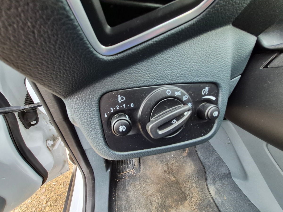 Ford C-max 1.0 ECOBOOST 125 TITANIUM