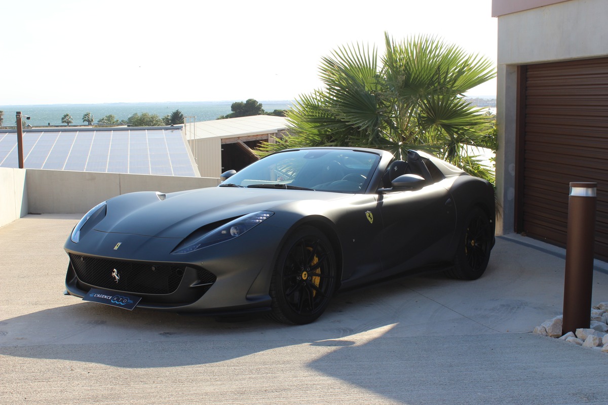 Ferrari 812 GTS