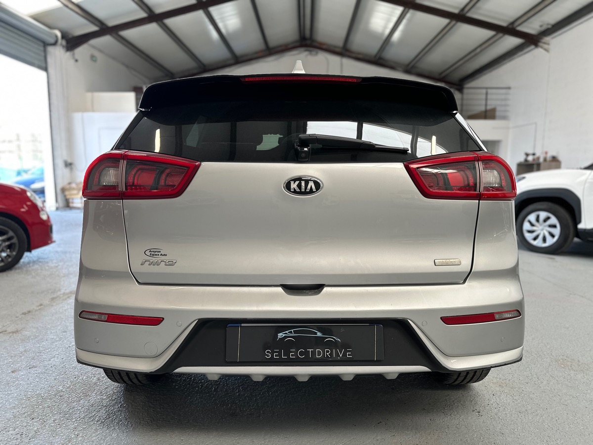 Kia Niro 1.6 GDI HYBRIDE 141 PREMIUM DCT6  Entretien complet KIA / Garantie KIA jusqu'en Juin 2026