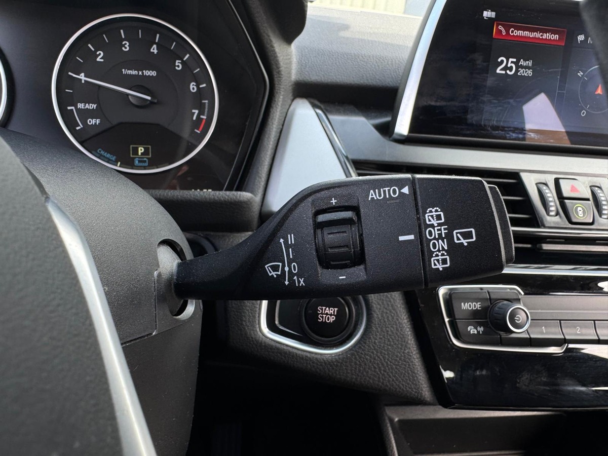 Bmw Série 2 Active tourer 225 xeA Lounge BVA