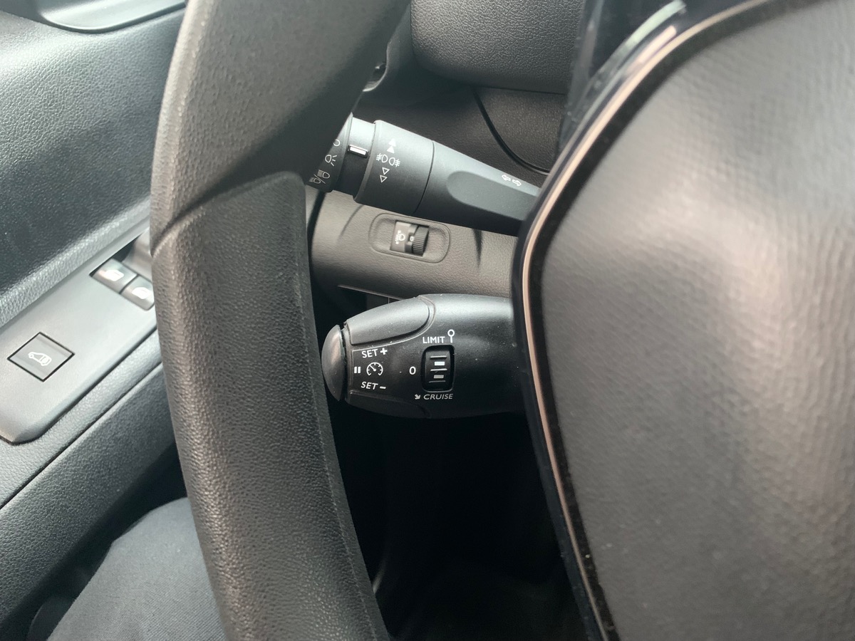 Peugeot Partner 102 ch | TVA Récupérable | GPS | Caméra de recul | Régulateur de vitesse