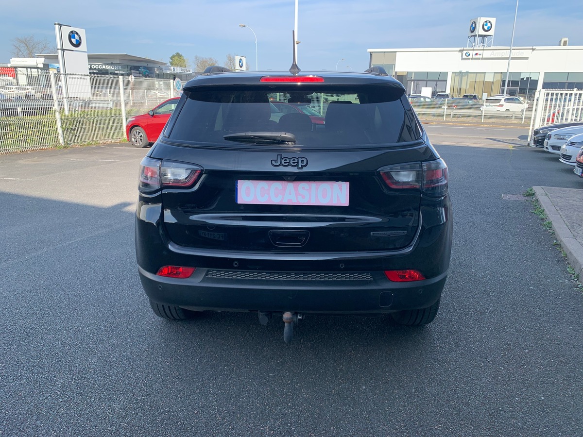 Jeep Compass 130 | (2) 1.6 MJET | Night Eagle | Attelage | GPS | Régulateur vitesse | Apple car Play