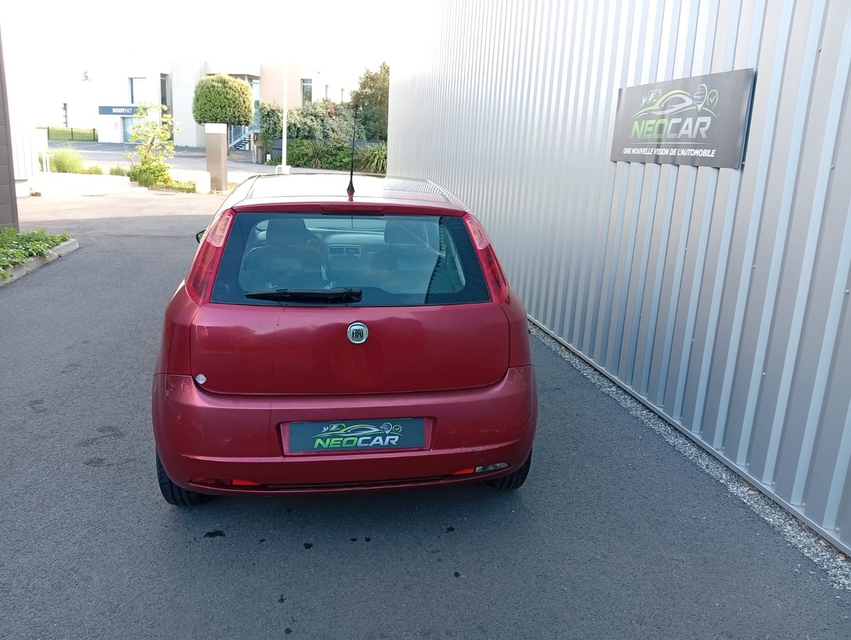 Fiat Punto Grande Punto 1.3 Multijet 16v 90ch Sport 3p