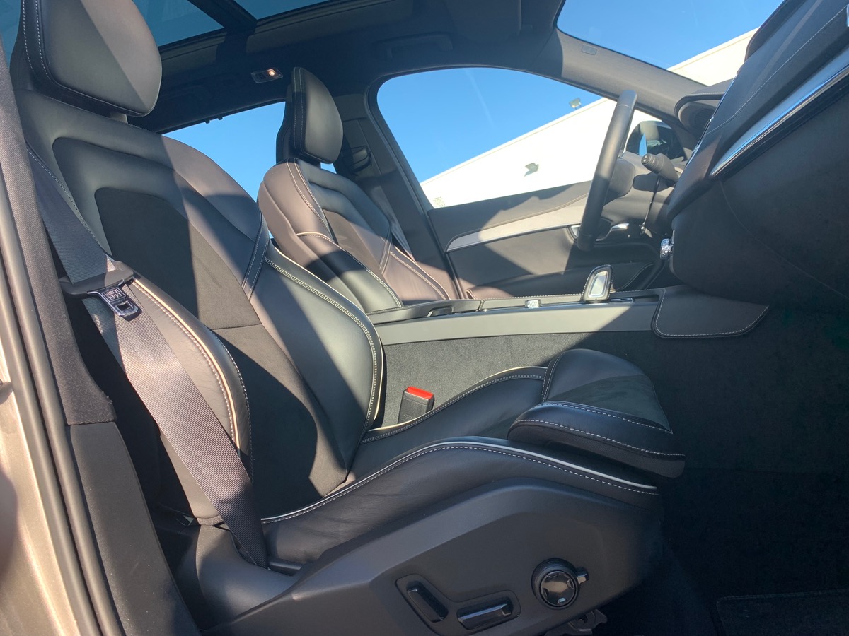 Volvo XC90 388 | R-DESIGN | Pack Prestige | Attelage | Toit ouvrant Panoramique | Caméra de recul